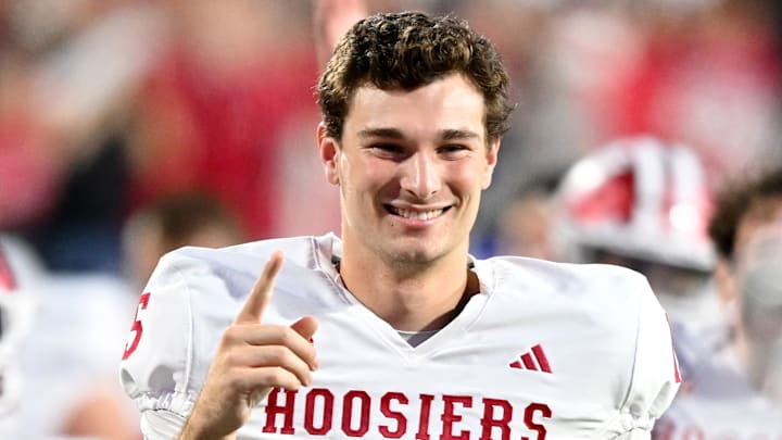 Fernando Mendoza Fernando Mendoza