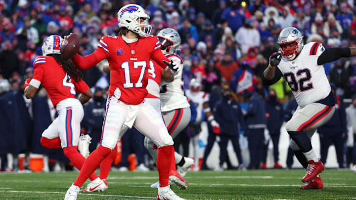 New England Patriots v Buffalo Bills