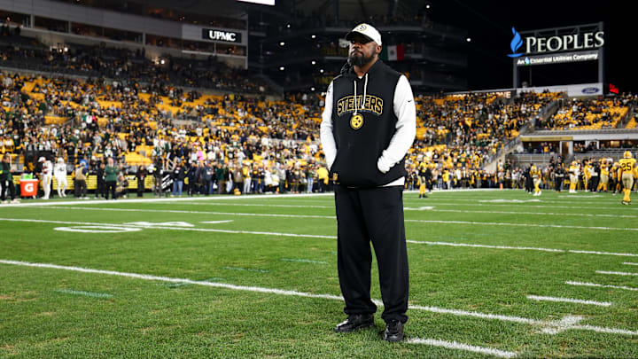 Pittsburgh Steelers HC Mike Tomlin Pittsburgh Steelers HC Mike Tomlin