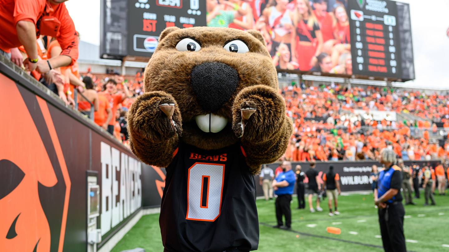 Oregon State Punishes Santa Barbara Mistakes, Takes 3-1 Win Over #25 Gauchos
