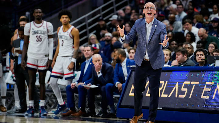 St. John's v Connecticut