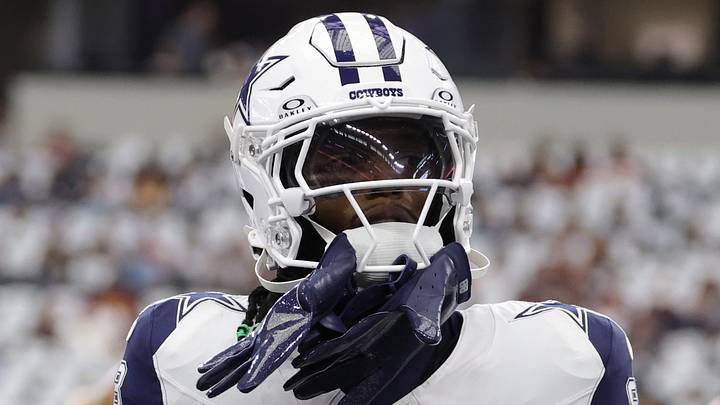 Dallas Cowboys wide receiver CeeDee Lamb (88) warms up before a game against the Washington Commanders at AT&T Stadium. Dallas Cowboys wide receiver CeeDee Lamb (88) warms up before a game against the Washington Commanders at AT&T Stadium.