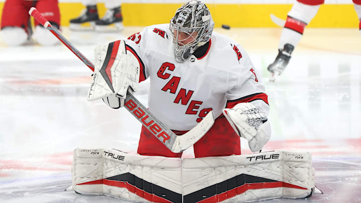 Carolina Hurricanes v Edmonton Oilers