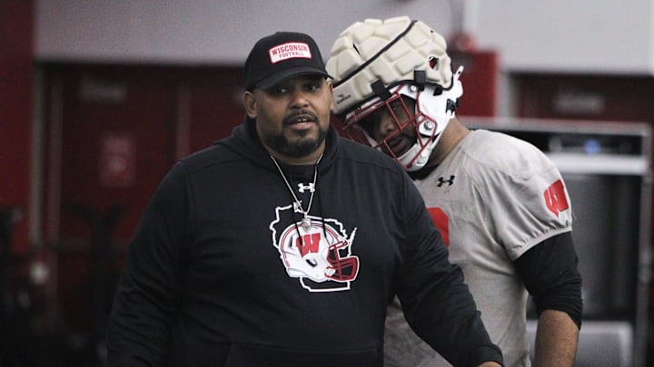 Wisconsin defensive line coach E.J. Whitlow could land one more late commitment in the 2026 recruiting class Wisconsin defensive line coach E.J. Whitlow could land one more late commitment in the 2026 recruiting class