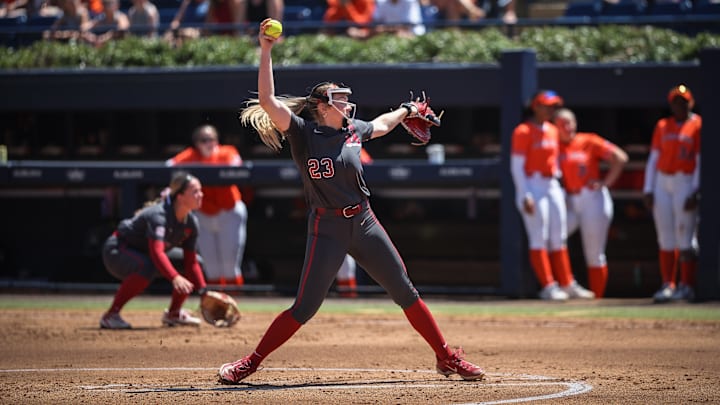 Alabama softball pitcher Jocelyn Briski pitches at Auburn on April 12, 2026 Alabama softball pitcher Jocelyn Briski pitches at Auburn on April 12, 2026