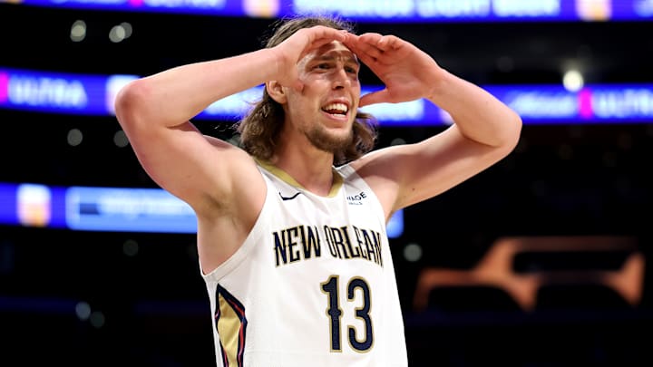 New Orleans Pelicans v Los Angeles Lakers