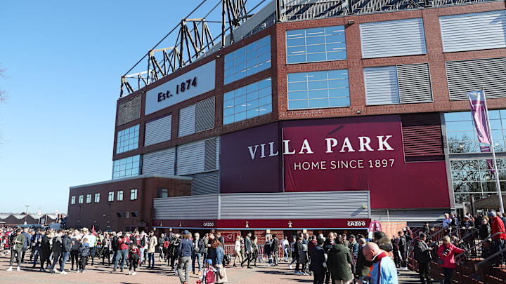 Aston Villa v Arsenal - Premier League
