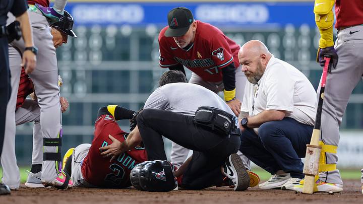 Sep 6, 2026; Houston, Texas, USA; Arizona Diamondbacks shortstop Geraldo Perdomo (2) is evaluated by medical personnel after an apparent injury during the third inning against the Houston Astros at Daikin Park. Mandatory Credit: Troy Taormina-Imagn Images Sep 6, 2026; Houston, Texas, USA; Arizona Diamondbacks shortstop Geraldo Perdomo (2) is evaluated by medical personnel after an apparent injury during the third inning against the Houston Astros at Daikin Park. Mandatory Credit: Troy Taormina-Imagn Images