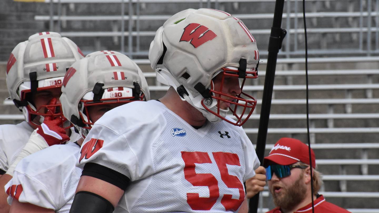 Updating Several Key Injuries 5 Practices Into Wisconsin Football Fall Camp