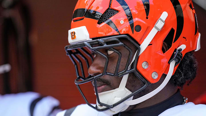 Cincinnati Bengals defensive end Shemar Stewart (97) prepares to take the field for the first quarter of the NFL Preseason Week 3 game between the Cincinnati Bengals and the Indianapolis Colts at Paycor Stadium in Cincinnati on Saturday, Aug. 23, 2025. The Colts led 24-7 at halftime.