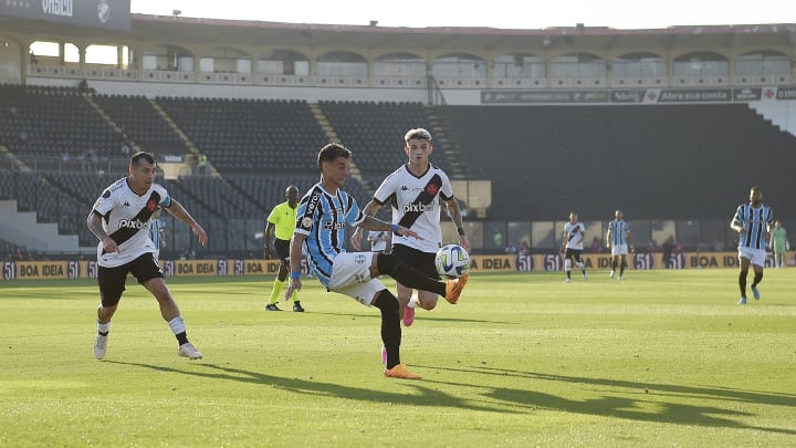 Vasco não atua em São Januário desde agosto, quando venceu o Grêmio em jogo com portões fechados