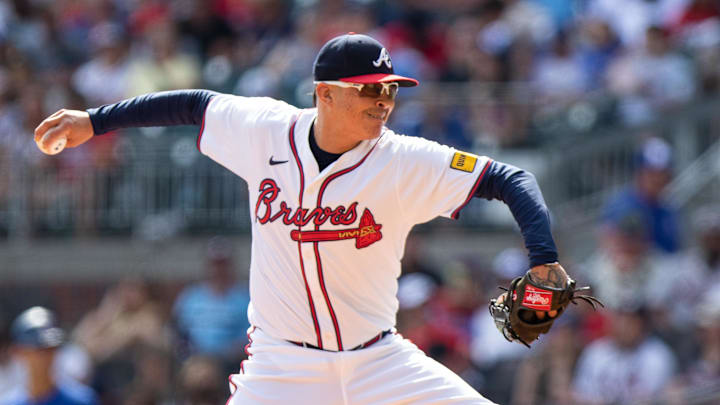 Atlanta Braves pitcher Jesse Chavez Atlanta Braves pitcher Jesse Chavez