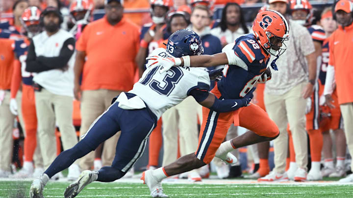 The top available portal wide receiver is trying to narrow in on his next school.