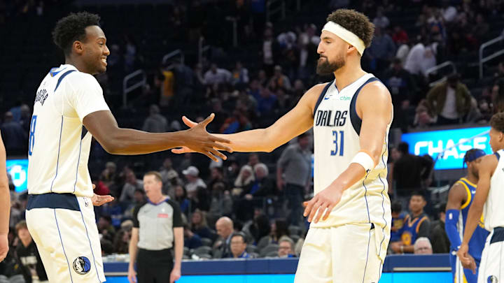 The Mavericks are favored against the Clippers on Thursday night.