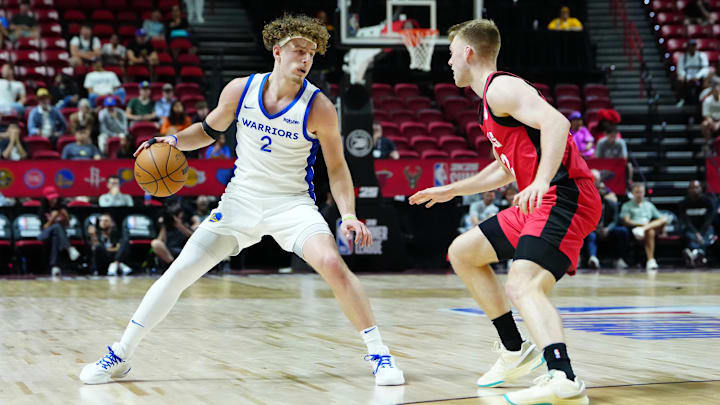 Golden State Warriors guard Brandin Podziemski (2) dribbles against Chicago Bulls forward Marcus Domask (22) during the fourth quarter at Thomas & Mack Center. Mandatory Credit: Stephen R. Sylvanie-Imagn Images Golden State Warriors guard Brandin Podziemski (2) dribbles against Chicago Bulls forward Marcus Domask (22) during the fourth quarter at Thomas & Mack Center. Mandatory Credit: Stephen R. Sylvanie-Imagn Images