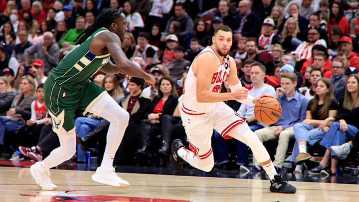 Milwaukee Bucks v Chicago Bulls