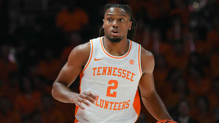 Tennessee guard Chaz Lanier (2) dribbles the ball during an NCAA basketball game between the Tennessee Volunteers and Montana Grizzlies at Thompson-Boling Arena at Food City Center on Wednesday, Nov. 13, 2024.