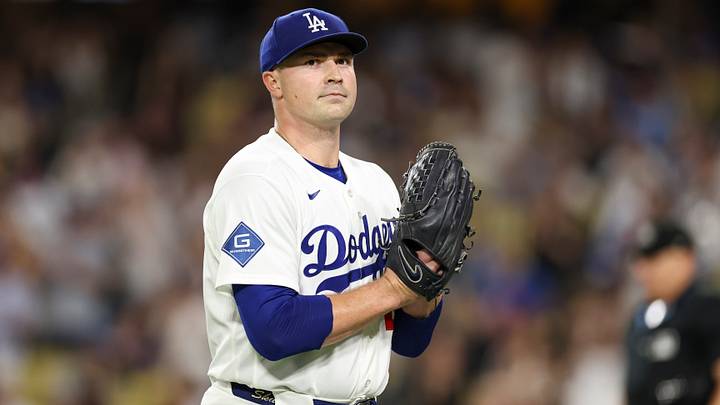 Cincinnati Reds v Los Angeles Dodgers Cincinnati Reds v Los Angeles Dodgers