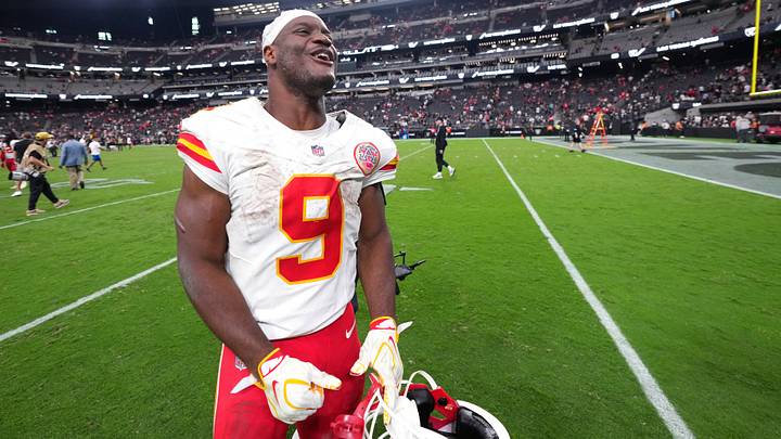 Oct 4, 2026; Paradise, Nevada, USA; Kansas City Chiefs running back Kenneth Walker III (9) reacts and walks off the field after a game against the Las Vegas Raiders at Allegiant Stadium. Mandatory Credit: Joe Camporeale-Imagn Images Oct 4, 2026; Paradise, Nevada, USA; Kansas City Chiefs running back Kenneth Walker III (9) reacts and walks off the field after a game against the Las Vegas Raiders at Allegiant Stadium. Mandatory Credit: Joe Camporeale-Imagn Images