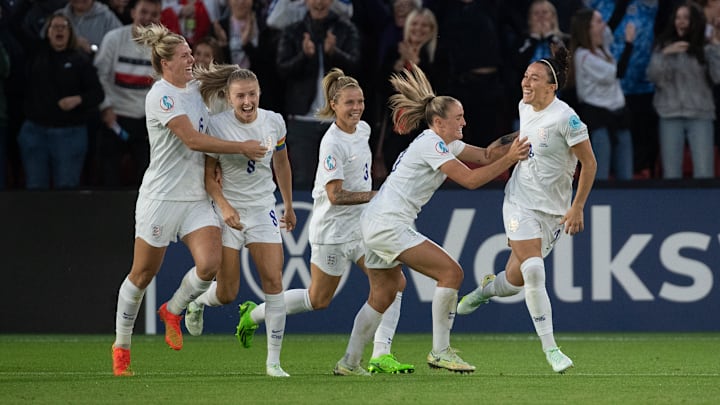Lucy Bronze, Millie Bright, Rachel Daly, Leah Williamson, Georgia Stanway Lucy Bronze, Millie Bright, Rachel Daly, Leah Williamson, Georgia Stanway