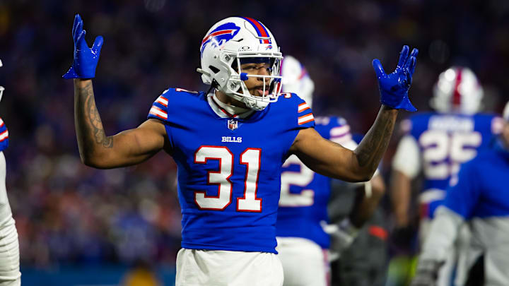 Jan 21, 2024; Orchard Park, New York, USA; Buffalo Bills cornerback Rasul Douglas (31) reacts against the Kansas City Chiefs in the 2024 AFC divisional round game at Highmark Stadium. Mandatory Credit: Mark J. Rebilas-Imagn Images Jan 21, 2024; Orchard Park, New York, USA; Buffalo Bills cornerback Rasul Douglas (31) reacts against the Kansas City Chiefs in the 2024 AFC divisional round game at Highmark Stadium. Mandatory Credit: Mark J. Rebilas-Imagn Images