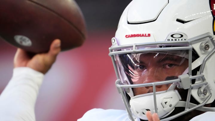 Dec 17, 2023; Glendale, Ariz, United States; Arizona Cardinals quarterback Kyler Murray (1) warms up before playing against the San Francisco 49ers at State Farm Stadium. Mandatory Credit: Michael Chow-Arizona Republic