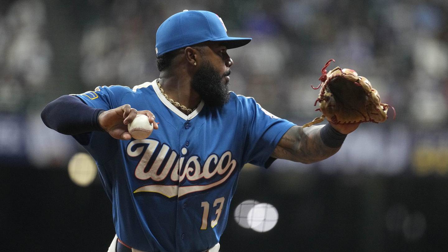 Brewers 8-Year Veteran Creeping Toward DFA Territory