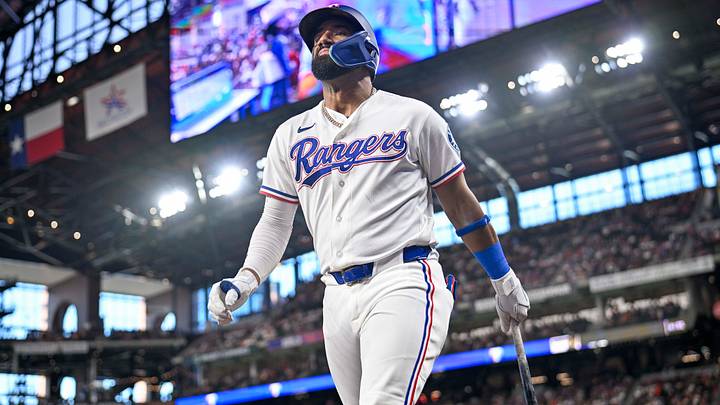 Texas Rangers shortstop Ezequiel Duran.