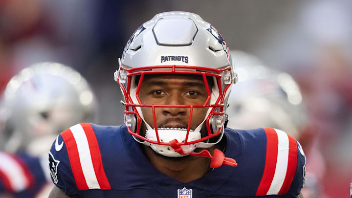Dec 15, 2024; Glendale, Arizona, USA; New England Patriots linebacker Yannick Ngakoue (55) against the Arizona Cardinals at State Farm Stadium. Mandatory Credit: Mark J. Rebilas-Imagn Images