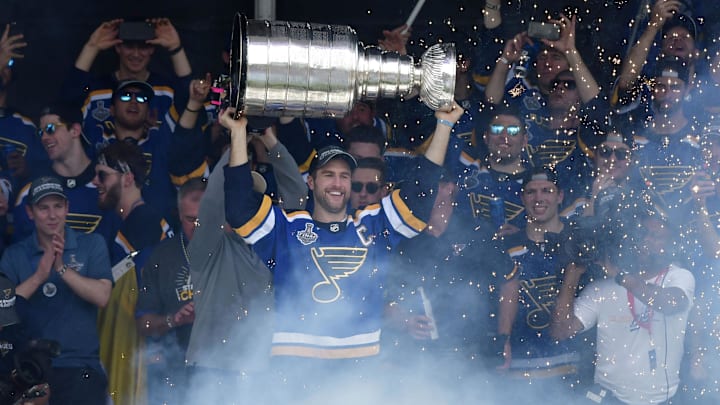 St. Louis Blues defenseman Alex Pietrangelo (27) hoists the Stanley Cup Mandatory Credit: Jeff Curry-USA TODAY Sports