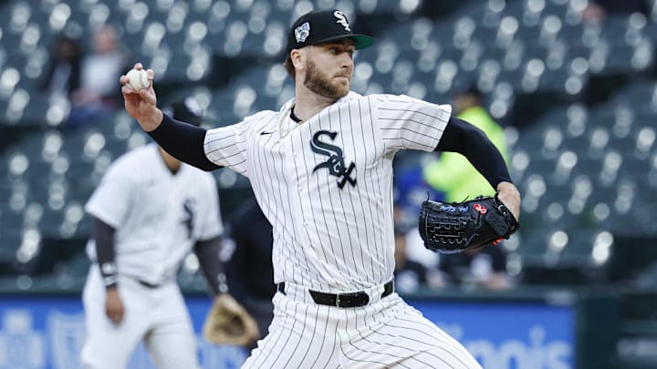 Sean Burke and the White Sox are home underdogs against the Cubs.