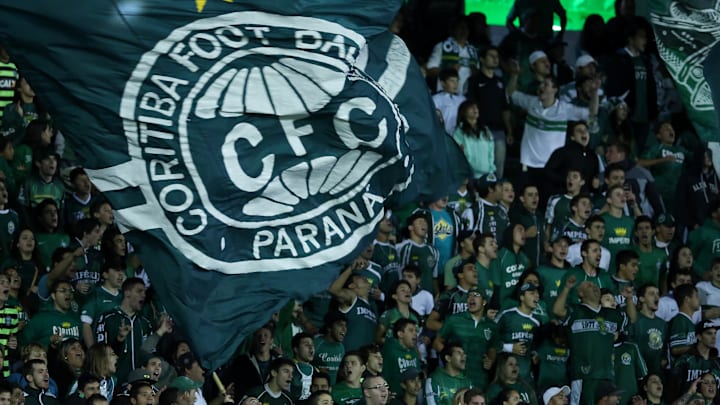 Coritiba ocupa o topo da tabela de classificação Coritiba ocupa o topo da tabela de classificação