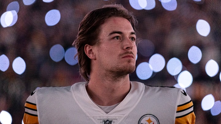 Pittsburgh Steelers v Baltimore Ravens