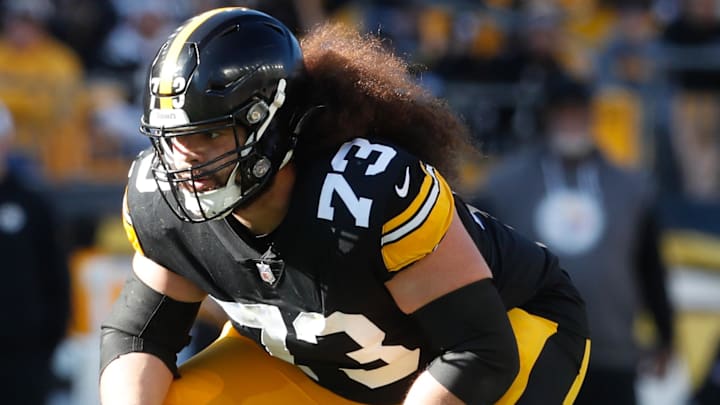 Nov 12, 2023; Pittsburgh, Pennsylvania, USA;  Pittsburgh Steelers guard Isaac Seumalo (73) at the line of scrimmage against the Green Bay Packers during the second quarter at Acrisure Stadium. Mandatory Credit: Charles LeClaire-USA TODAY Sports