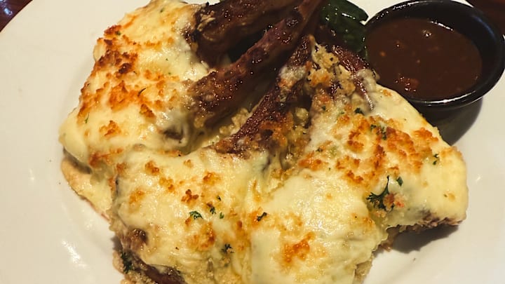 Longhorn Steakhouse Parmesan Crusted Lamb Chops