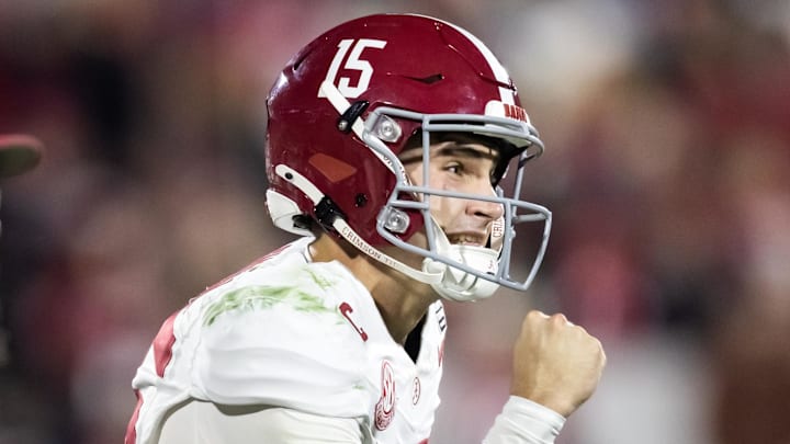 Alabama Crimson Tide quarterback Ty Simpson 