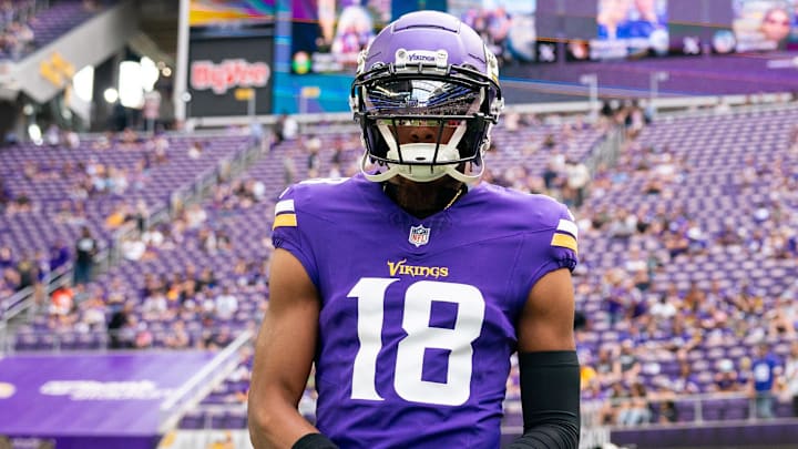 Minnesota Vikings wide receiver Justin Jefferson (18)