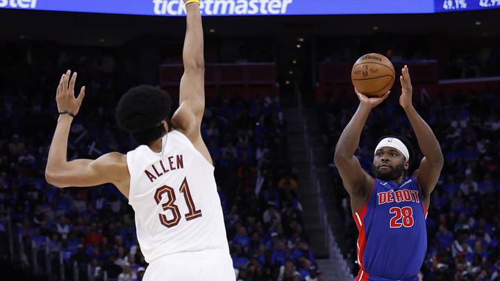May 13, 2026; Detroit, Michigan, USA; Detroit Pistons forward Isaiah Stewart (28) shoots on Cleveland Cavaliers center Jarrett Allen (31) in the second half during game five of the second round of the 2026 NBA Playoffs at Little Caesars Arena. Mandatory Credit: Rick Osentoski-Imagn Images May 13, 2026; Detroit, Michigan, USA; Detroit Pistons forward Isaiah Stewart (28) shoots on Cleveland Cavaliers center Jarrett Allen (31) in the second half during game five of the second round of the 2026 NBA Playoffs at Little Caesars Arena. Mandatory Credit: Rick Osentoski-Imagn Images
