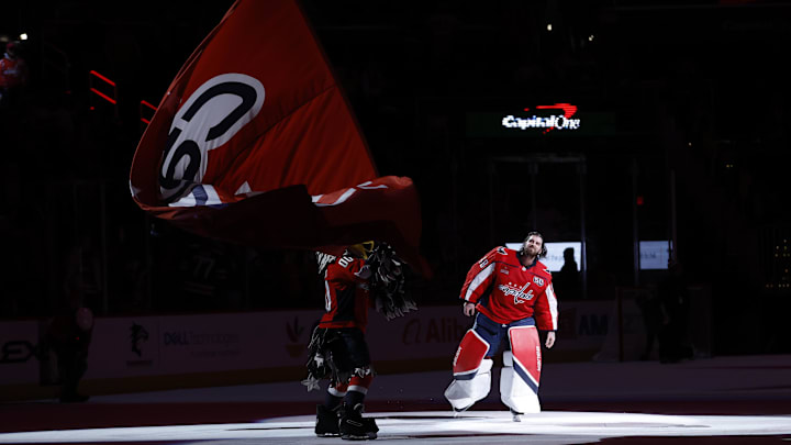 Logan Thompson, Washington Capitals Mandatory Credit: Geoff Burke-Imagn Images