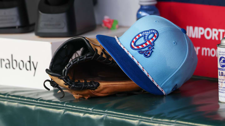 Jul 4, 2025; Atlanta, Georgia, USA; A detailed view of the Baltimore Orioles 4th of July hat in the dugout against the Atlanta Braves in the third inning at Truist Park. Jul 4, 2025; Atlanta, Georgia, USA; A detailed view of the Baltimore Orioles 4th of July hat in the dugout against the Atlanta Braves in the third inning at Truist Park.