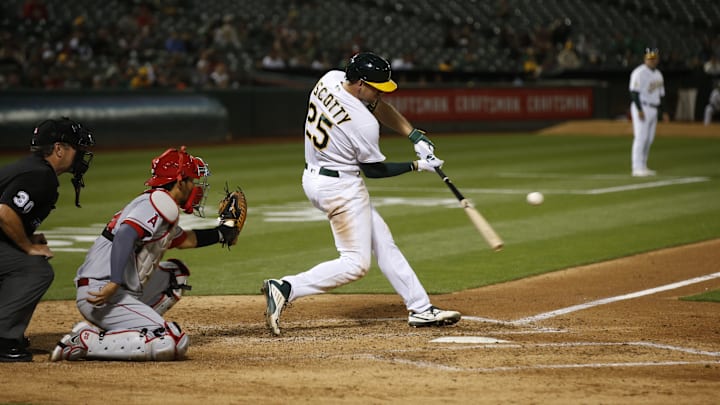 Los Angeles Angels v Oakland Athletics