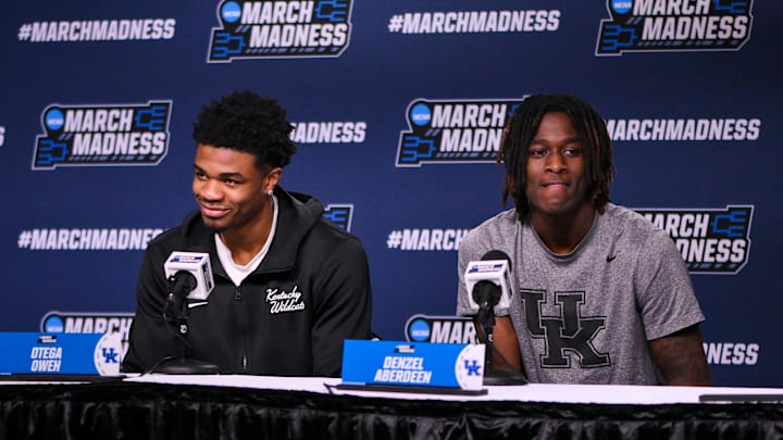 Mar 19, 2026; St. Louis, MO, USA; Kentucky Wildcats guard Otega Oweh (00) and guard Denzel Aberdeen (1) talk with the media during a practice session ahead of the first round of the men's 2026 NCAA Tournament at Enterprise Center. Mandatory Credit: Jeff Curry-Imagn Images Mar 19, 2026; St. Louis, MO, USA; Kentucky Wildcats guard Otega Oweh (00) and guard Denzel Aberdeen (1) talk with the media during a practice session ahead of the first round of the men's 2026 NCAA Tournament at Enterprise Center. Mandatory Credit: Jeff Curry-Imagn Images