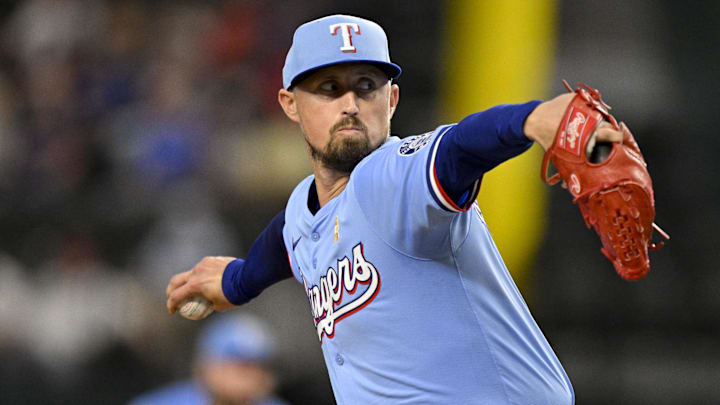 Sep 7, 2025; Arlington, Texas, USA; Texas Rangers relief pitcher Shawn Armstrong (43) pitches against the Houston Astros during the ninth inning at Globe Life Field. Mandatory Credit: Jerome Miron-Imagn Images