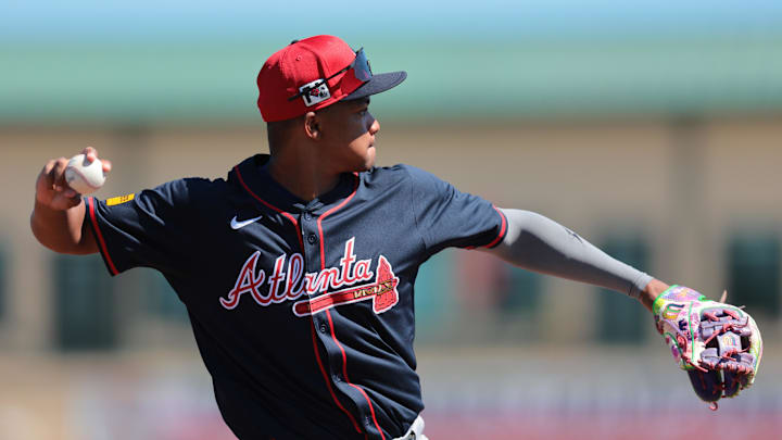 Atlanta Braves third baseman Jose Devers Atlanta Braves third baseman Jose Devers