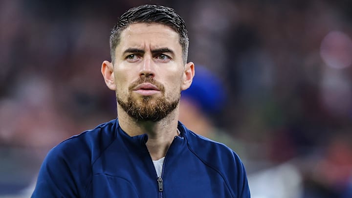 Jorginho segue no futebol inglês, mas também entrou na lista