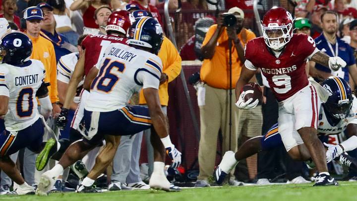 Oklahoma running back Lloyd Avant carries against UTEP. Avant finished with 79 yards and a touchdown. Oklahoma running back Lloyd Avant carries against UTEP. Avant finished with 79 yards and a touchdown.