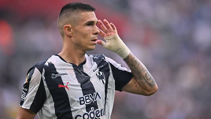 'Djuka' habría tenido un pleito con el técnico argentino Matías Almeyda y eso no lo tendría contento en El Barrial 'Djuka' habría tenido un pleito con el técnico argentino Matías Almeyda y eso no lo tendría contento en El Barrial