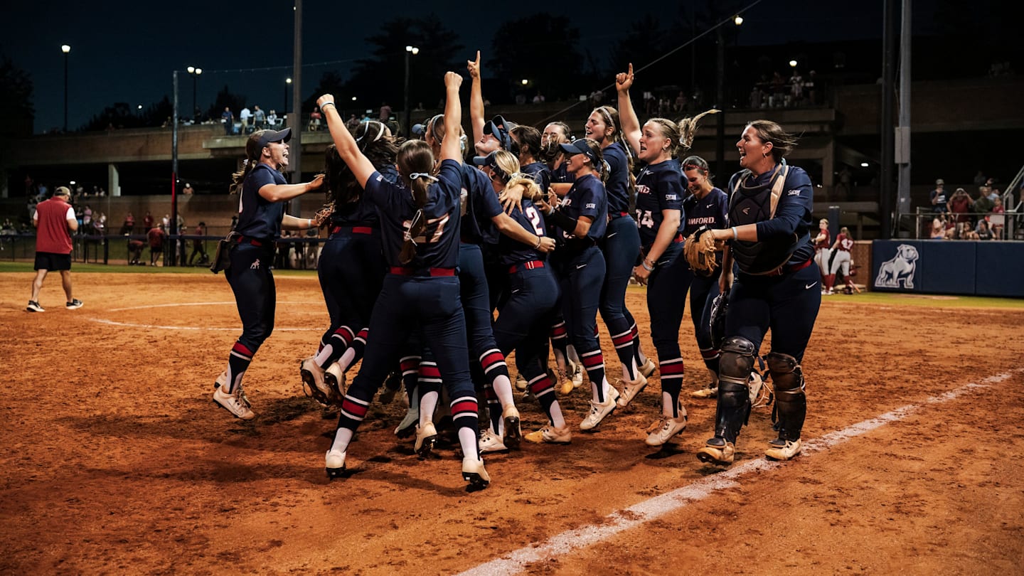 Midweek Results Prove the Parity in College Softball This Season: Just a Minute