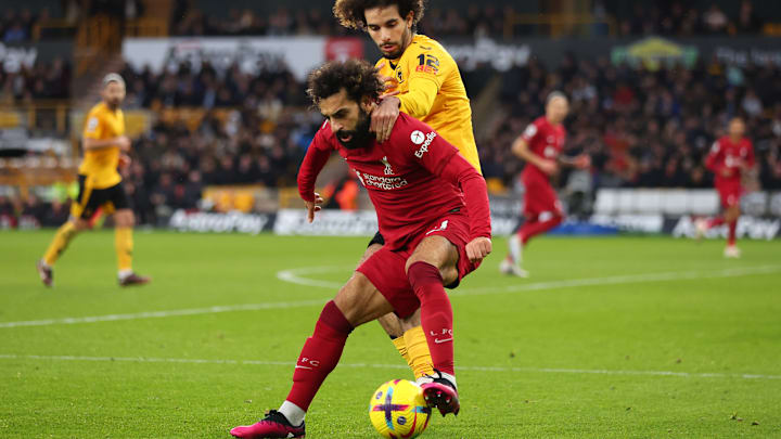 Liverpool are in a shocking run of form but must ignore that against Everton