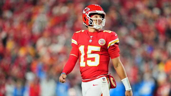 Los Angeles Chargers v Kansas City Chiefs